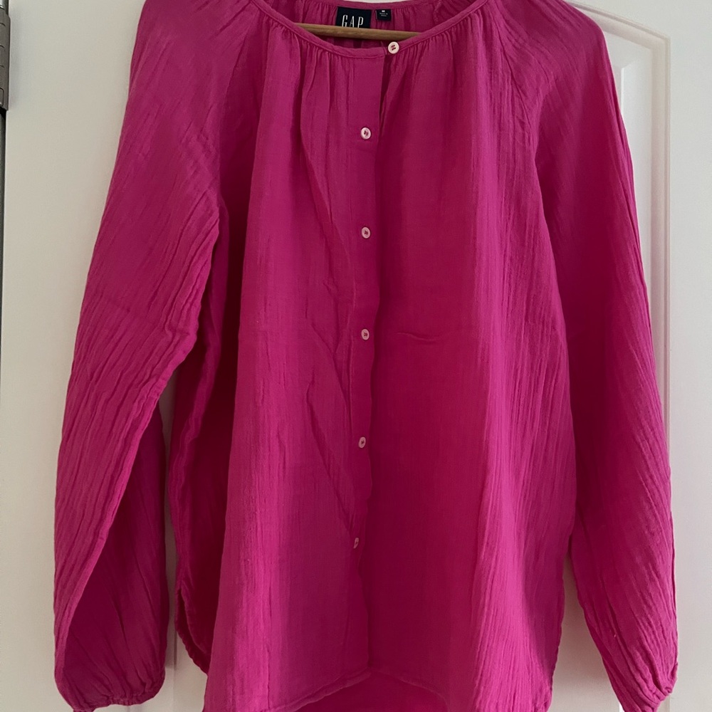 GAP Women's Fuchsia Button-Up Blouse